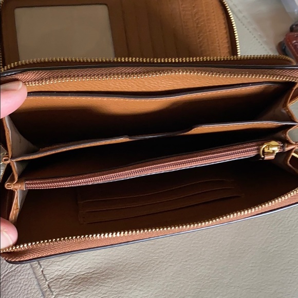 Wallet - Picture 3 of 7